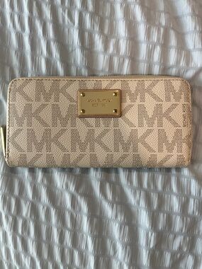 Michael Kors Cream Signature MK Zip-Around Wallet with Gold Plaque